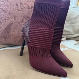 Steve Madden Burgundy Knit Heeled Boots
